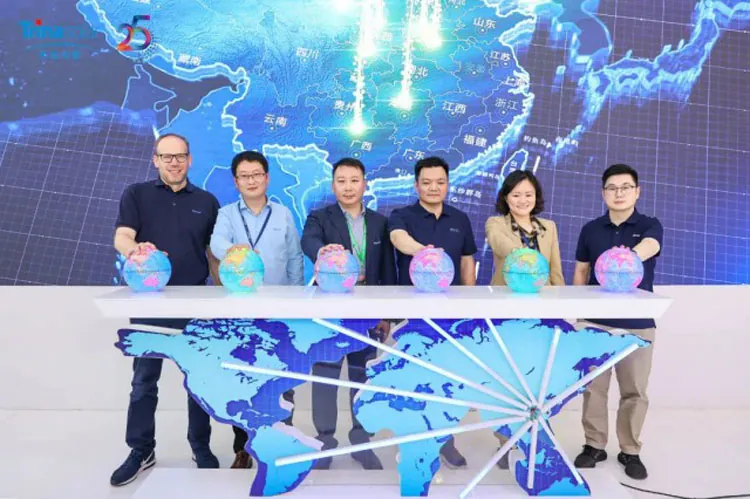 Optical storage power station system Système de centrale électrique à stockage optique