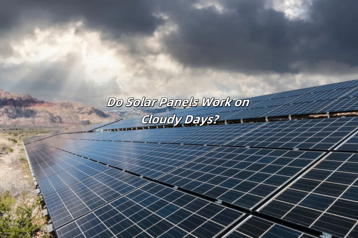 Solar Panle on Cloudy Day Napelem felhős napon