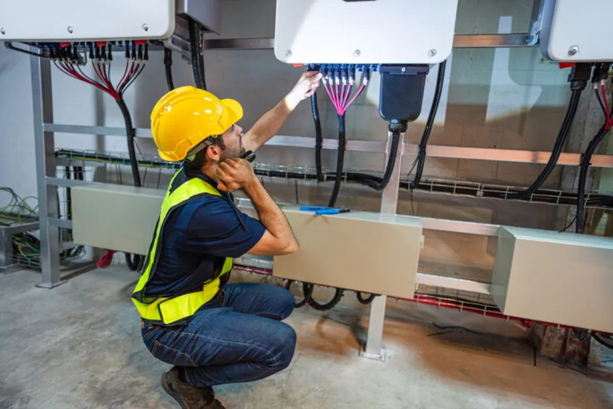 installation inverter solar cell ติดตั้งอินเวอร์เตอร์โซลาร์เซลล์